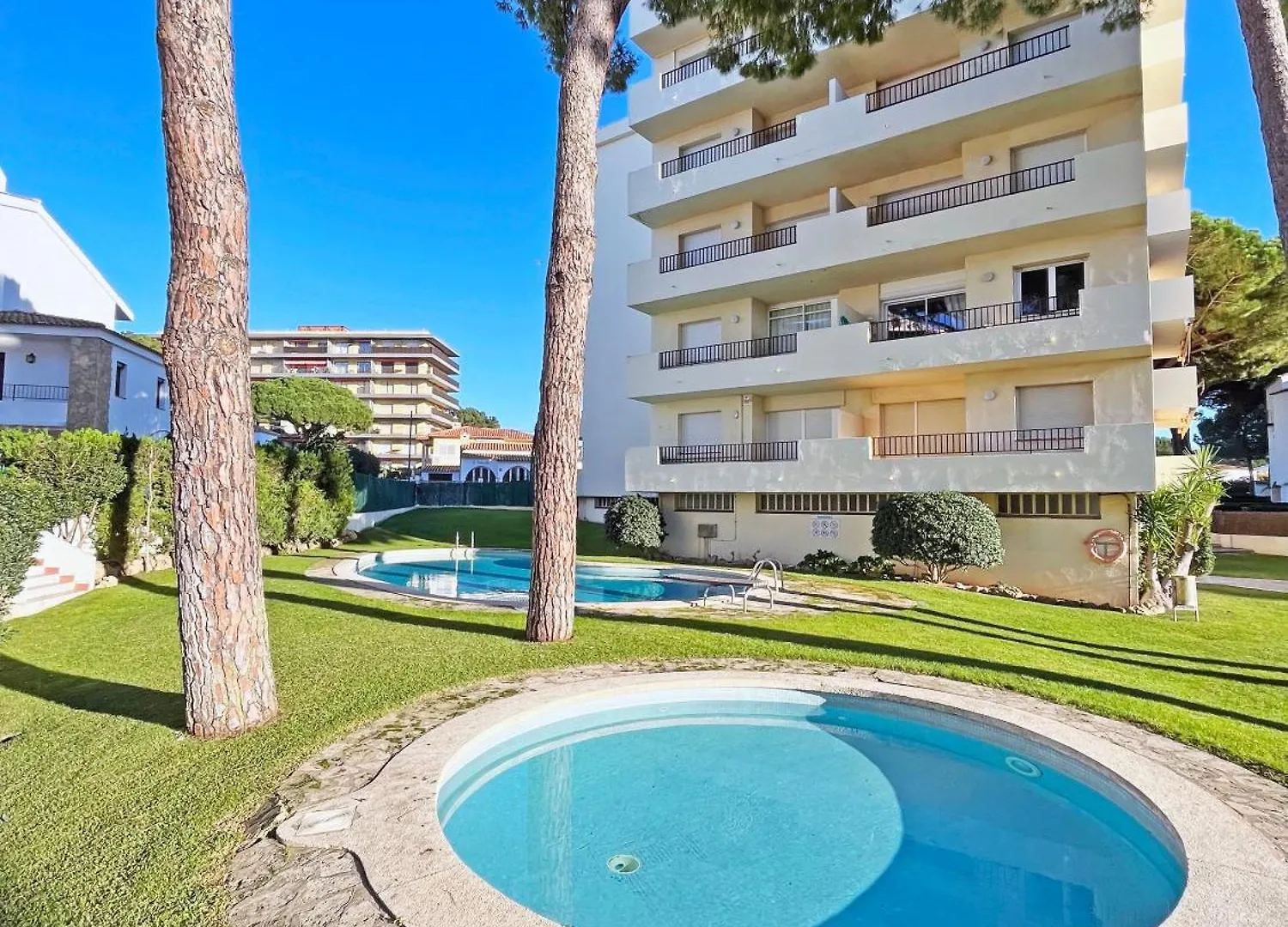Apartamento En La Escala Con Piscina Y Parking L' Escala Espagne